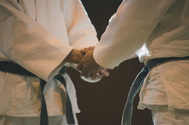 握手
